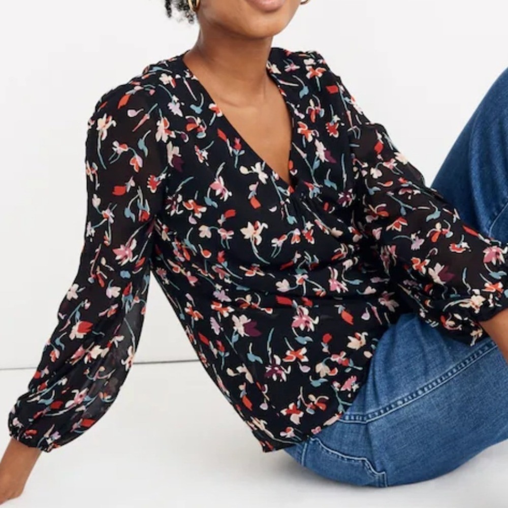 Madewell Shirred-Sleeve V-Neck Top Drifting Flowers Black Floral Blouse Size M